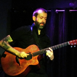 Jon Gomm